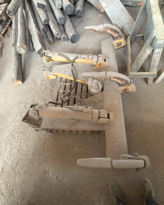 Ricambi caterpillar ripper