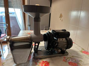 Passapomodoro elettrico