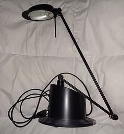 Lampada nera pieghevole