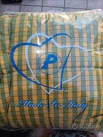 piumone nuovo-mai usato- 1 piazza-solo 32 euro