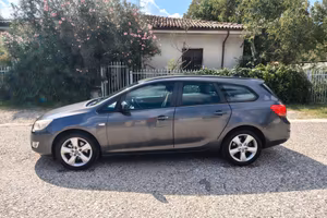 Opel Astra 1.7 CDTI 125CV Sports Tourer Cosmo.PERF
