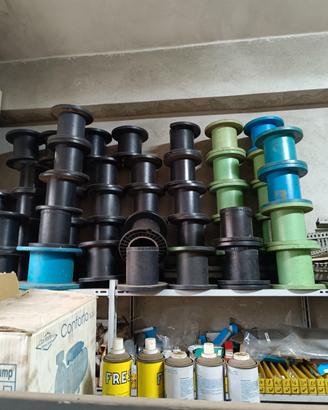 Rocchetti in plastica