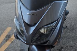 MOTO SCOOTER HONDA FORZA 250