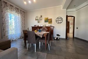 4 LOCALI A PALERMO