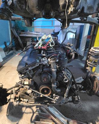 Motore BMW 330ix  M54b30