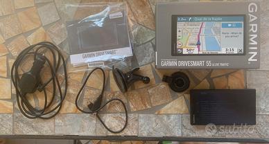 Garmin DriveSmart 55 Pari al nuovo con accessori