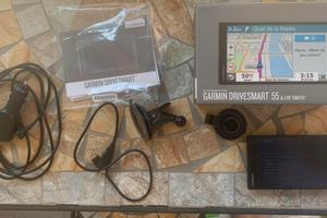Garmin DriveSmart 55 Pari al nuovo con accessori