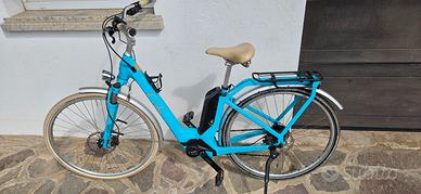 Ebike da città Cube modello Elle