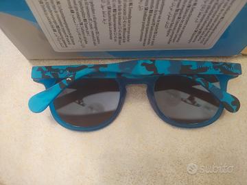 Occhiali da sole blu militare 