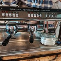 Cimbali a 2 gruppi con macinino