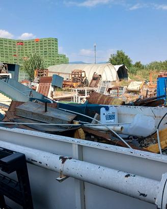 vasca per acqua o inerti in ferro