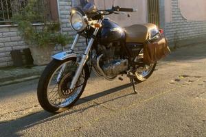 Moto Suzuki TU 250