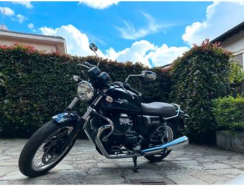 Moto Guzzi V7 III Special
