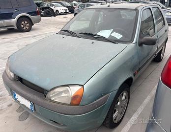 FORD FIESTA per ricambi usati