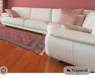  Stupendo divano in pelle