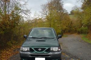 NISSAN Terrano II - 2000
