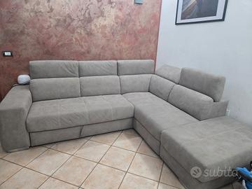 divano  modello lisa condizioni ottime
