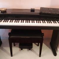 YAMAHA CLAVINOVA CVP-20 PIU' ROLAND RA-50