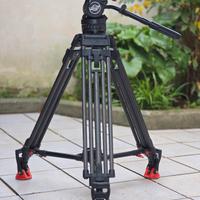 Sachtler
Treppiede ENG 2 CF+Testa video 15 sb