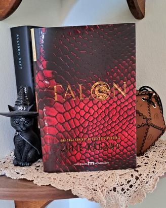 Talon - Julie Kagawa