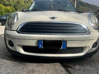 Mini COOPER ONE