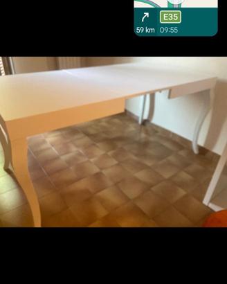 Tavolo pranzo