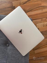 Apple MacBook Pro i5