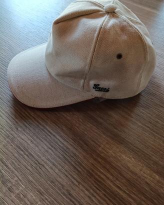cappellino gucci
