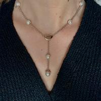 Collana in argento con perle