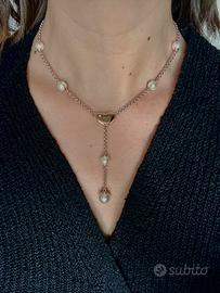Collana in argento con perle