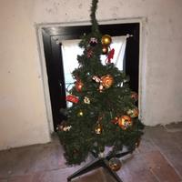 Albero di Natale addobbato