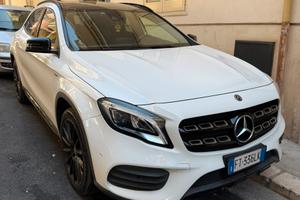 Mercedes GLA 200d 4MATIC NIGHT EDITION automatico