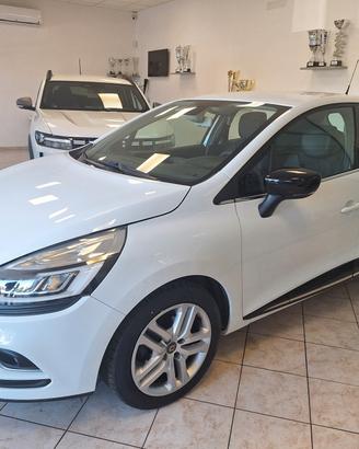 Renault Clio TCe 12V 90 CV GPL 5 porte Moschino Li