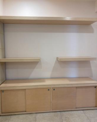 Parete attrezzata per negozio/casa  artigianale