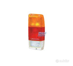 FANALE DESTRO PER NISSAN VANETTE 84-89