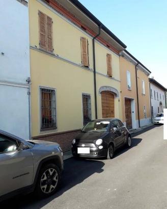 Immobile in asta di 193 m² con 5 locali a Bozzolo