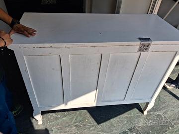 mobiletto in legno 