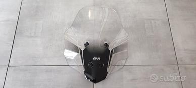 Cupolino  maggiorato GIVI 