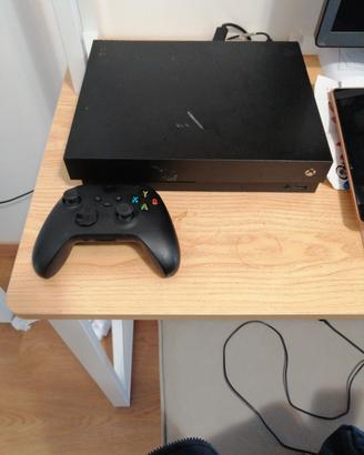 xbox one x più joypad 140euro