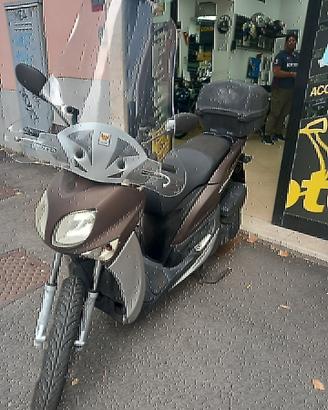 Yamaha Xenter 150 - 2016 - PERMUTE