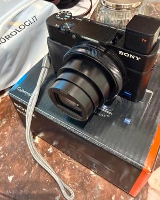 fotocamera sony RX100 VII pari al nuovo