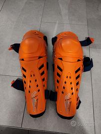 Ginocchiere Fox Titans Pro