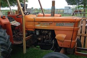 Trattore Fiat 540 special + muletto cosmag