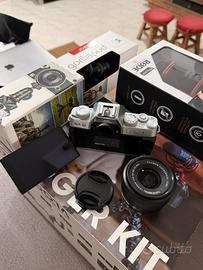 FUJIFILM X-T200 — Fujinon 15-45mm — Vlogger Kit