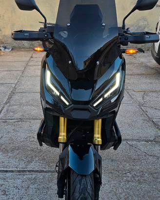 X-adv 750 2023