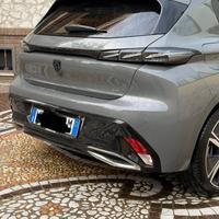 PARI AL NUOVO PEUGEOT 308 Gt AUTOMATICO DIESEL