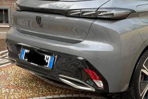 PARI AL NUOVO PEUGEOT 308 Gt AUTOMATICO DIESEL