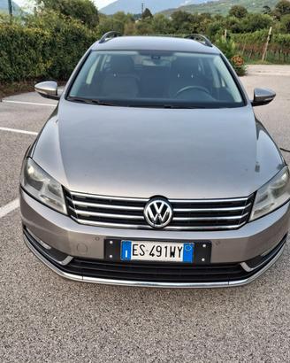 Volkswagen Passat 2.0 TDI DSG Comfortline BM.Tech.