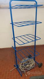 scaffaletto blu tubolare ripiani