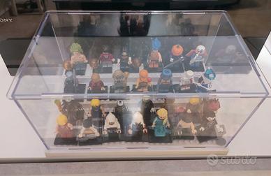 Lotto 30 minifigures LEGO + espositore